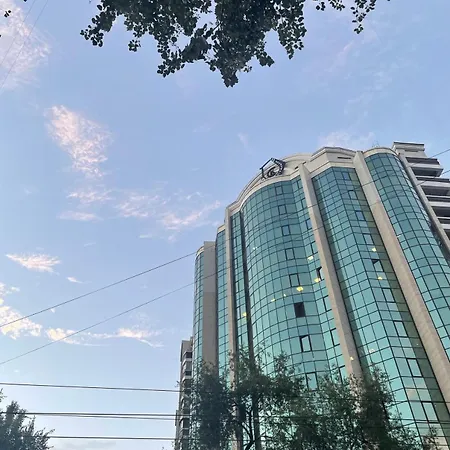 Комфортабельная 2-Х Комнатная Квартира В 100М От Метро Алатау Almaty Exterior photo