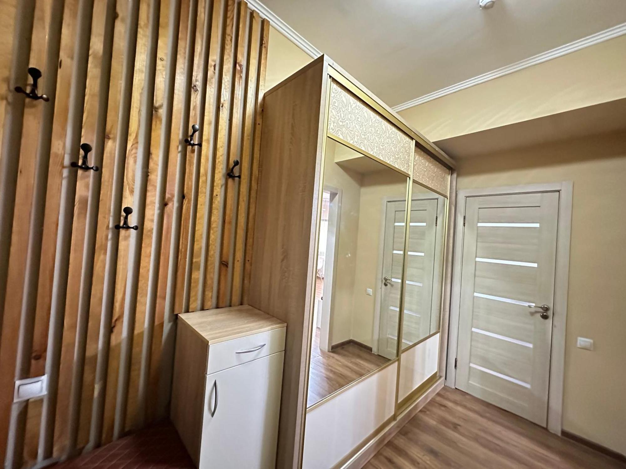 Apartment комфортабельная 2-х комнатная в 100м от метро алатау *